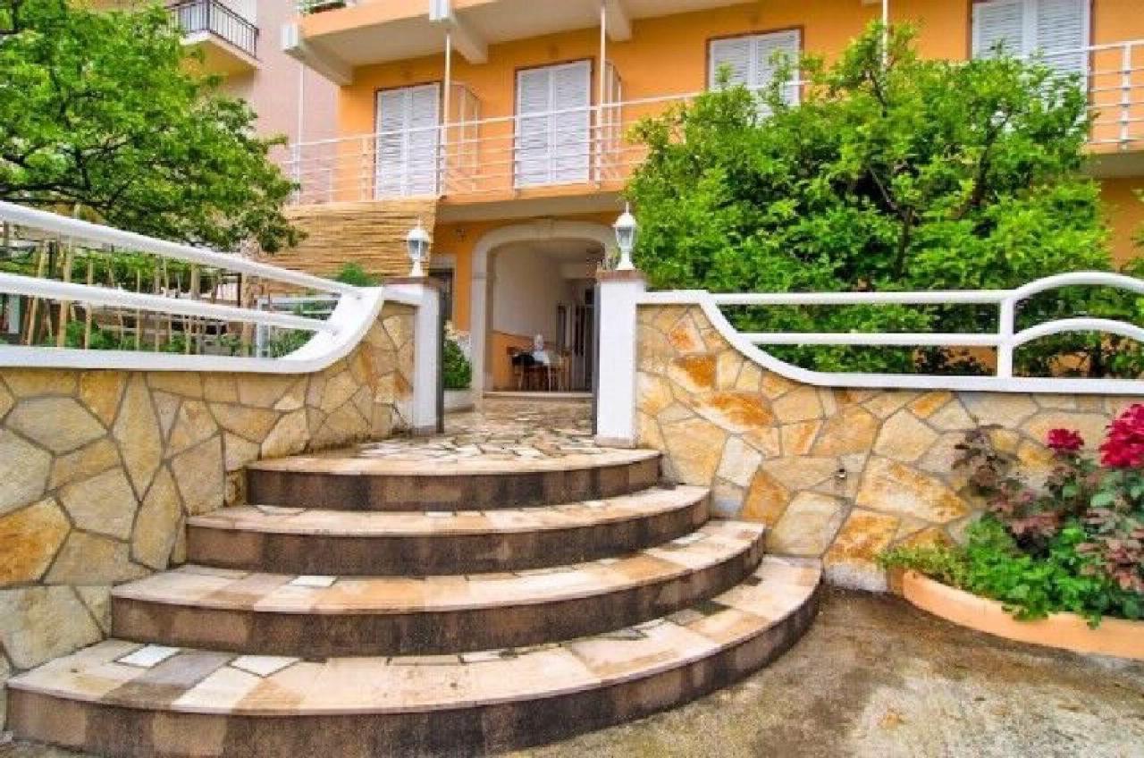 Apartments Josko Gradac  Exterior photo
